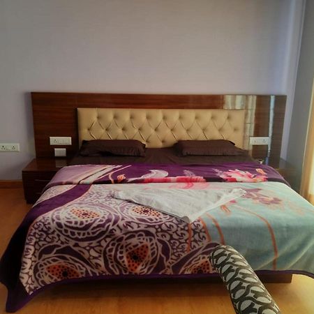 Destiny Hotel Solan Exterior foto