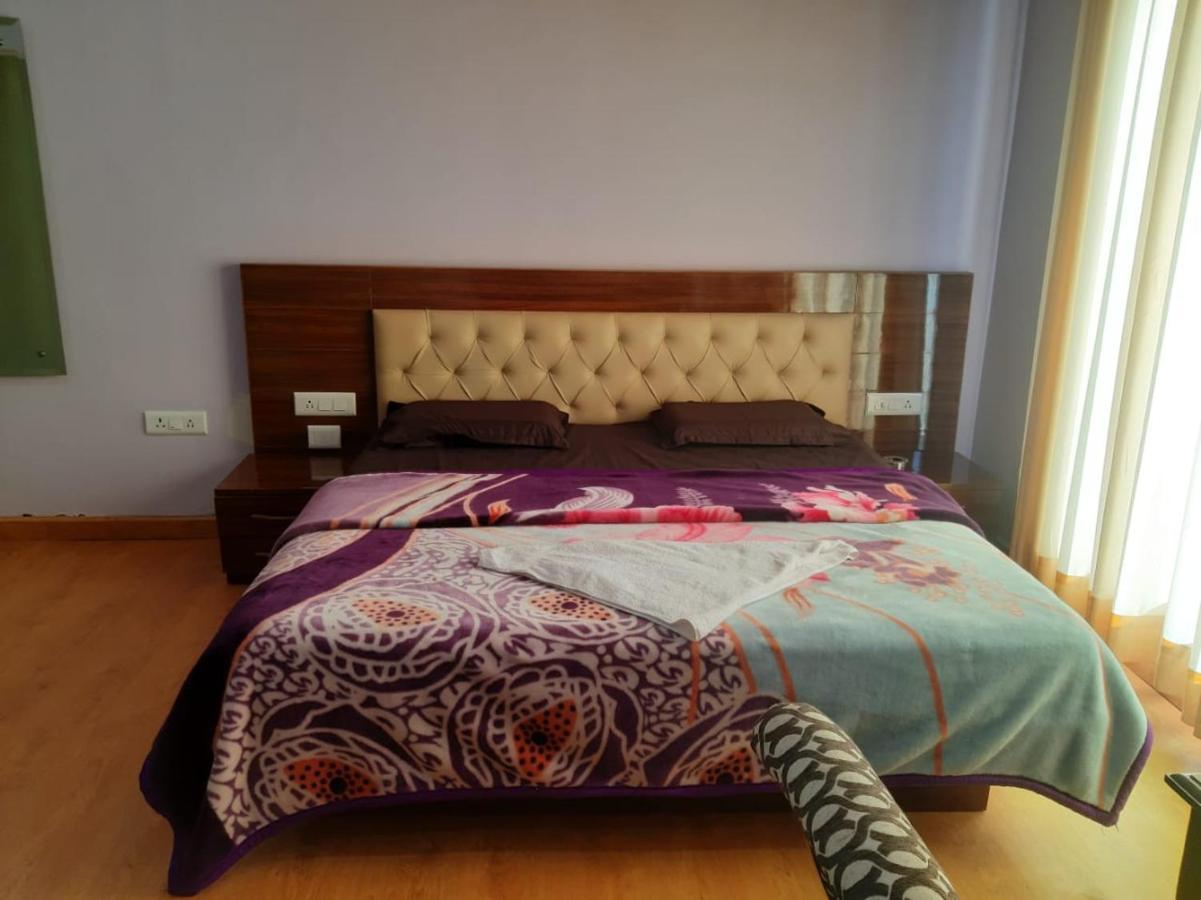 Destiny Hotel Solan Exterior foto